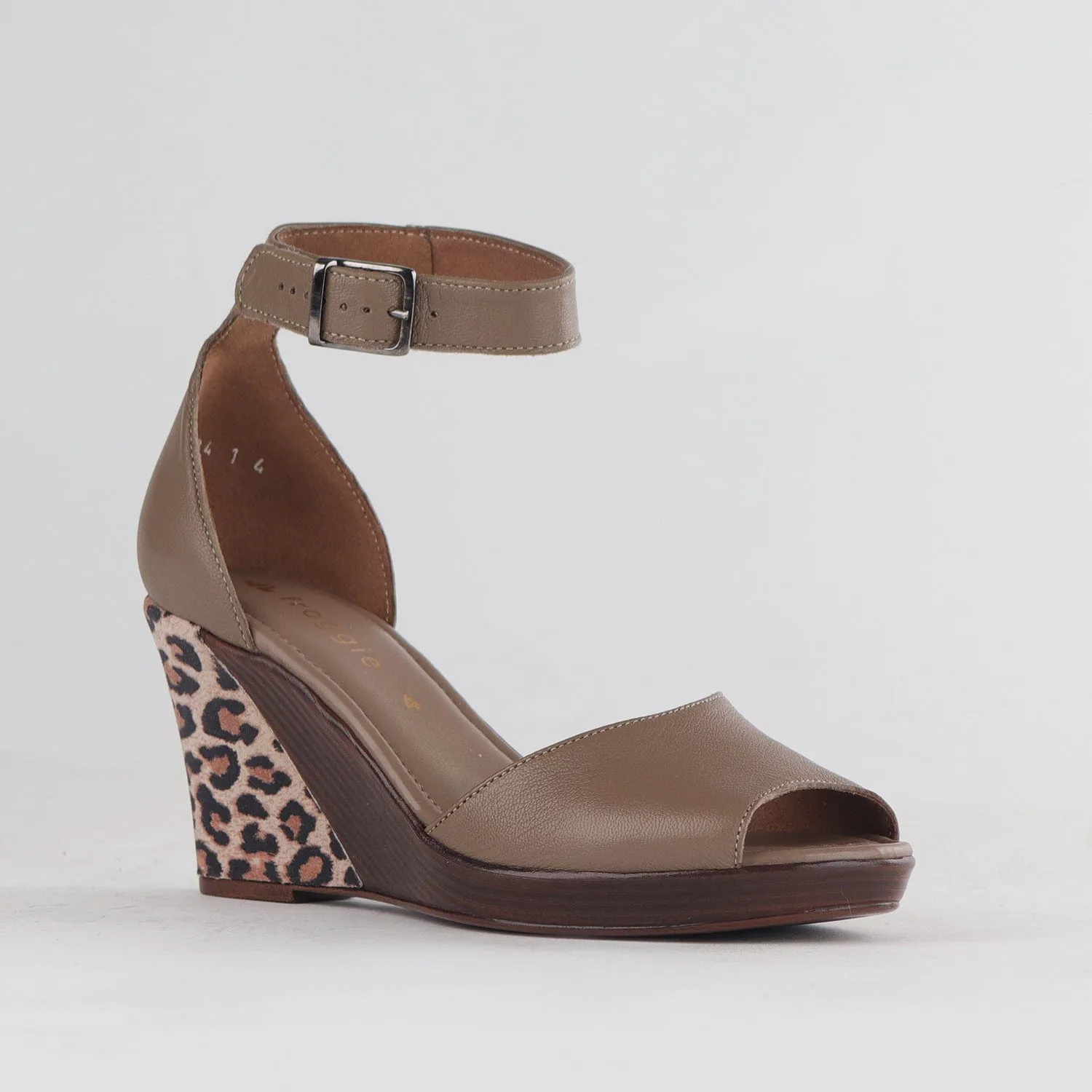 Ankle Strap Wedge Sandal in Stone Multi- 12422