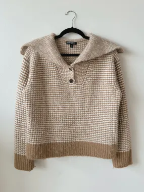 Banana Republic Neutral Wide Collar Sweater (M)