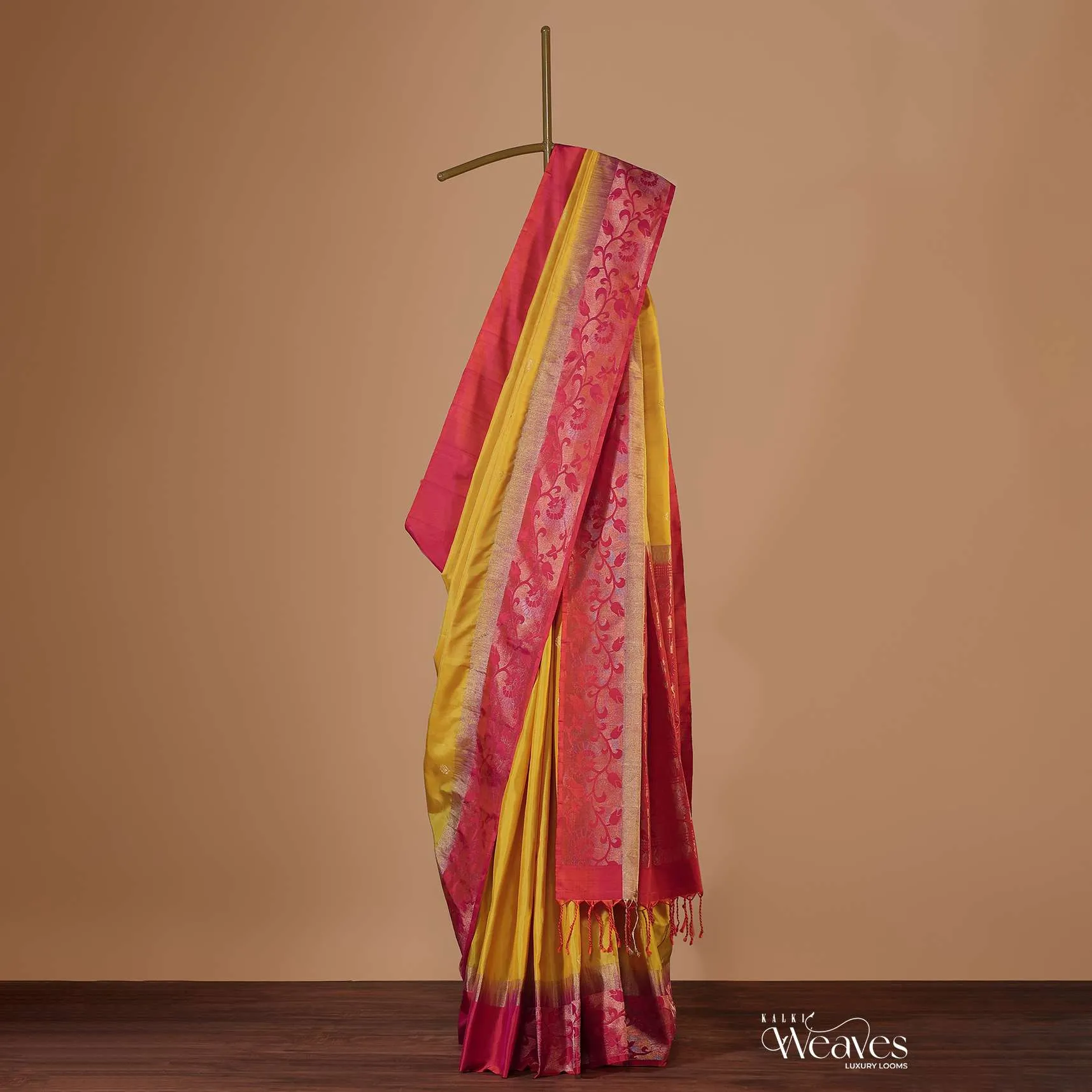 Old Gold Yellow Kanjivaram Saree In Album Silk With Unstitched Blouse