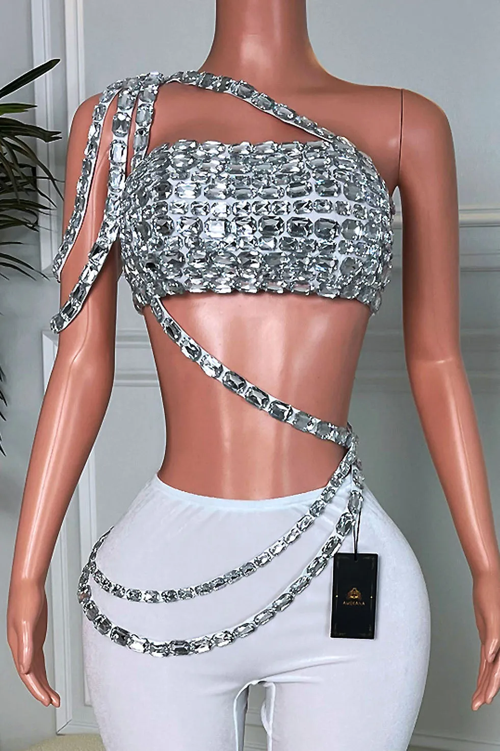 Queen White Top